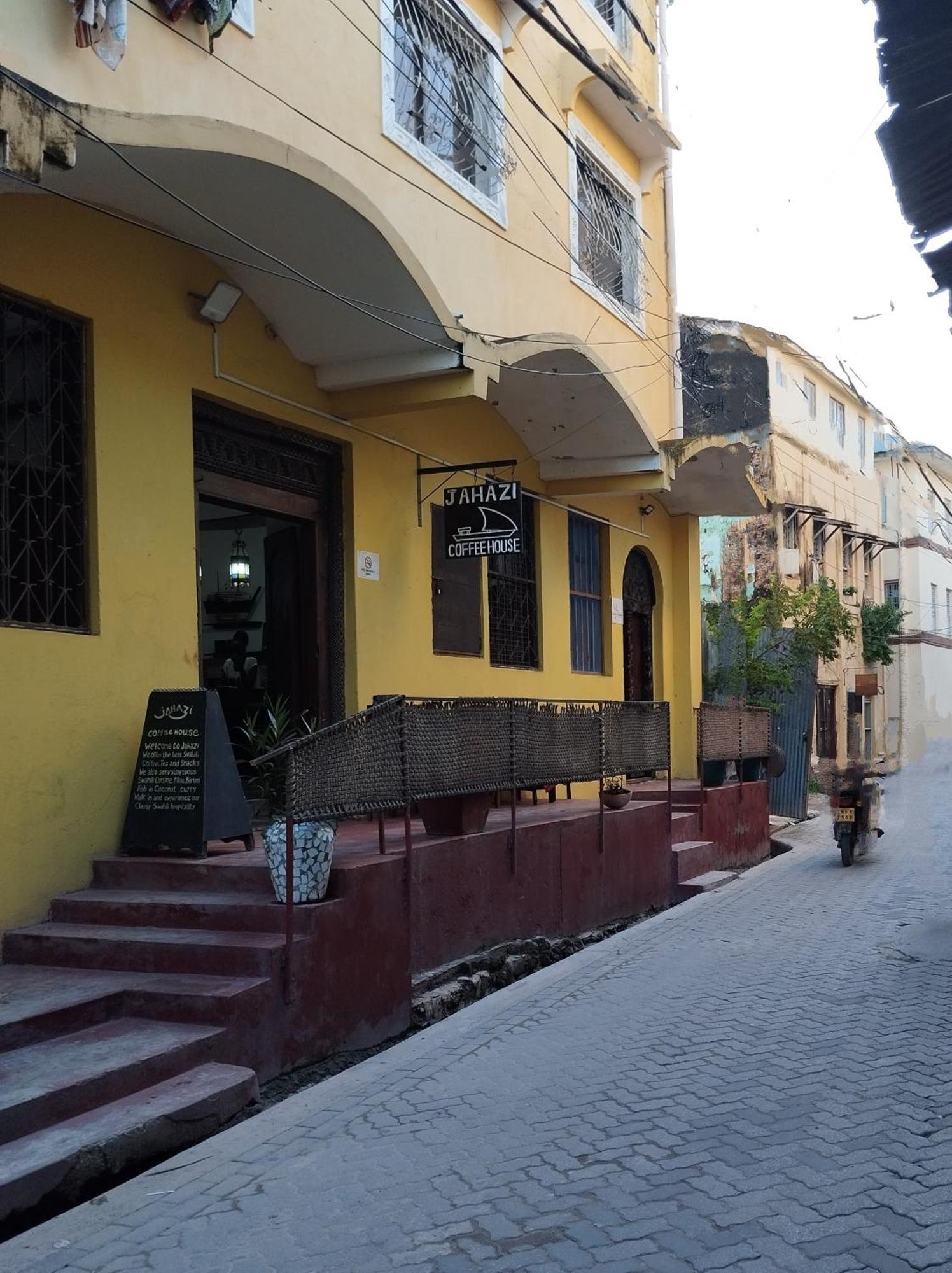 Mombasa Comfort House, Old Town Екстер'єр фото