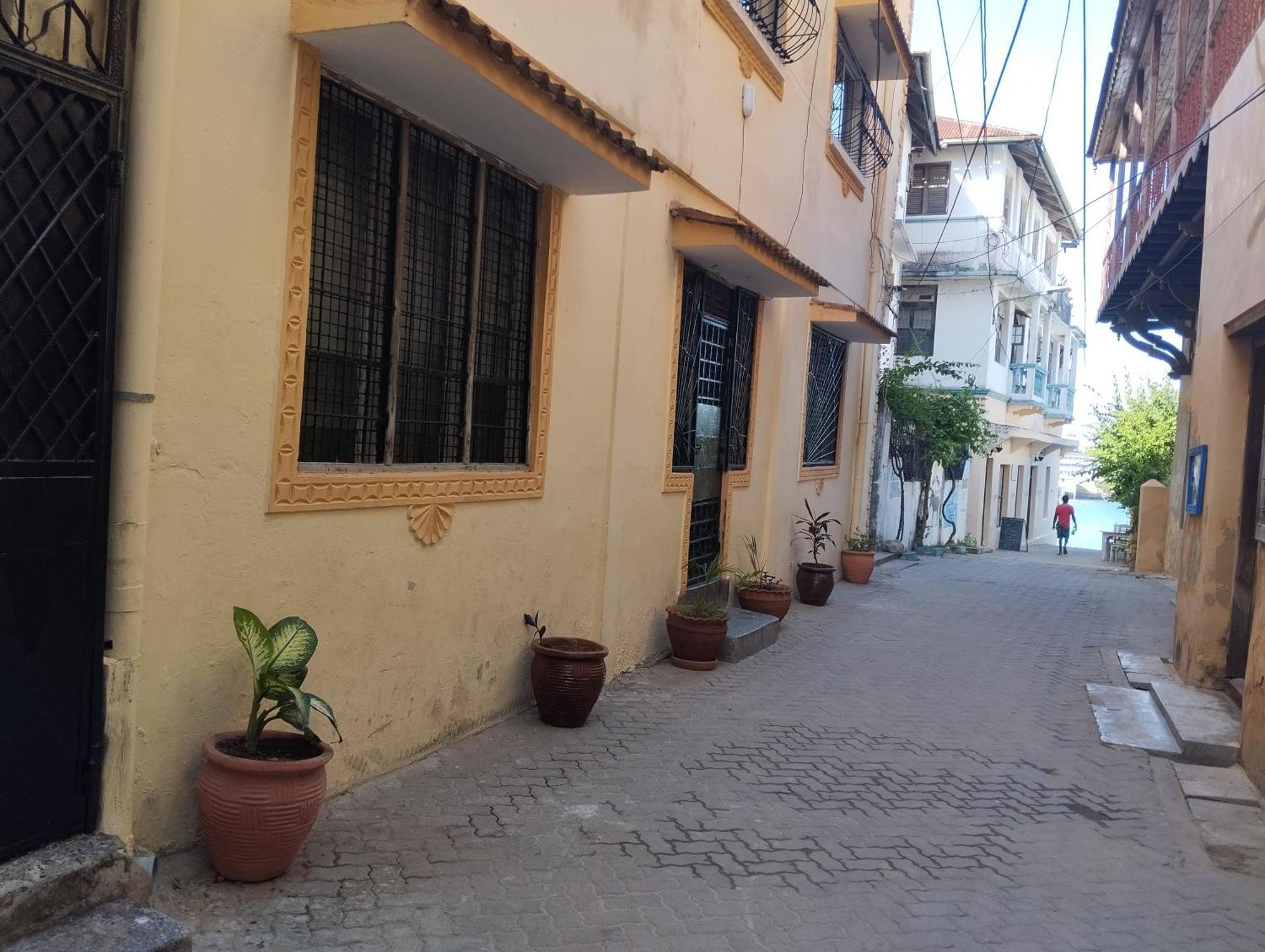 Mombasa Comfort House, Old Town Екстер'єр фото